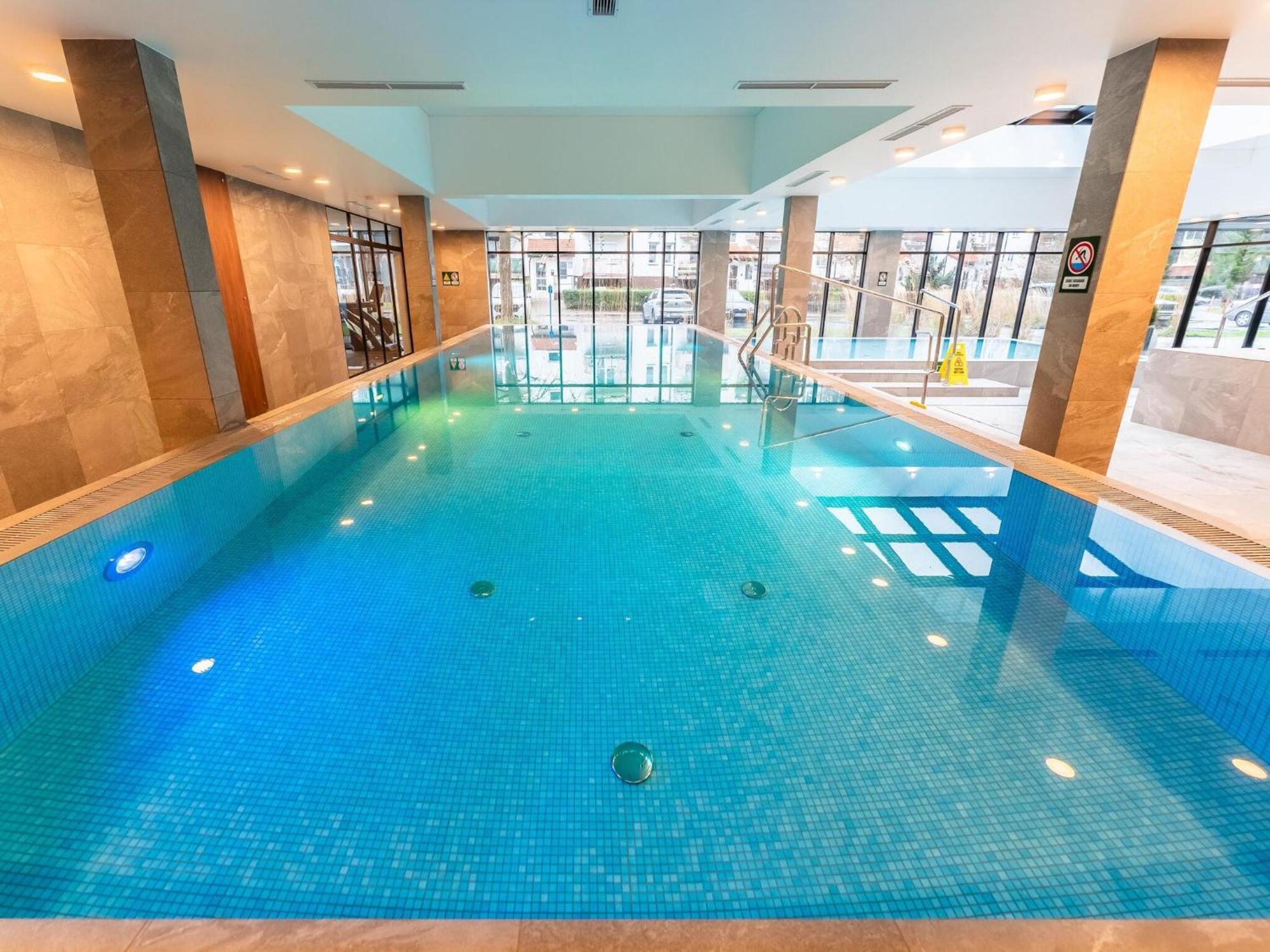 Comfortable For 2 People, Pool, Sauna *