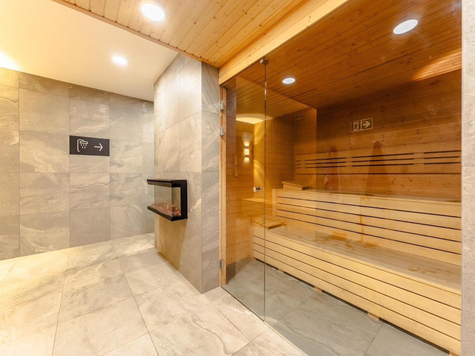 Comfortable For 2 People, Pool, Sauna Apartment *